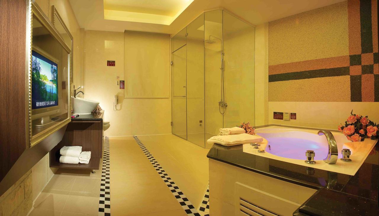 Spring Breeze Boutique Motel Kaohsiung Dış mekan fotoğraf